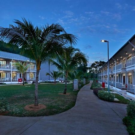 Royale Chulan Cherating Chalet מראה חיצוני תמונה